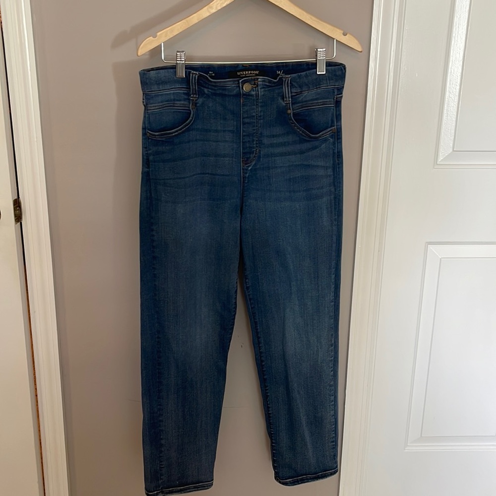 Liverpool the slim pull on 14/32 jeans.